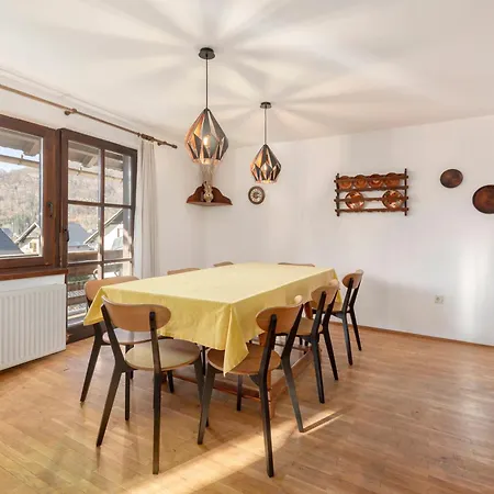 Semesterbostad Kersnik Bohinj