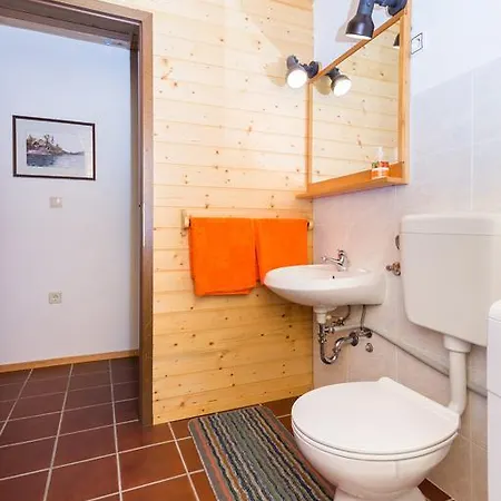 科尔斯尼克度假屋 *